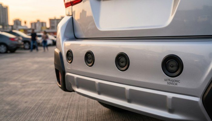 Sensor de Estacionamento ou Câmera de Ré: Qual o Melhor Custo-Benefício?
